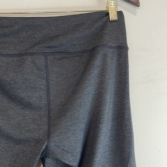 Reitmans Hyba Activewear Colorblock Leggings Black Grey Mesh Panel M - Picture 6 of 13